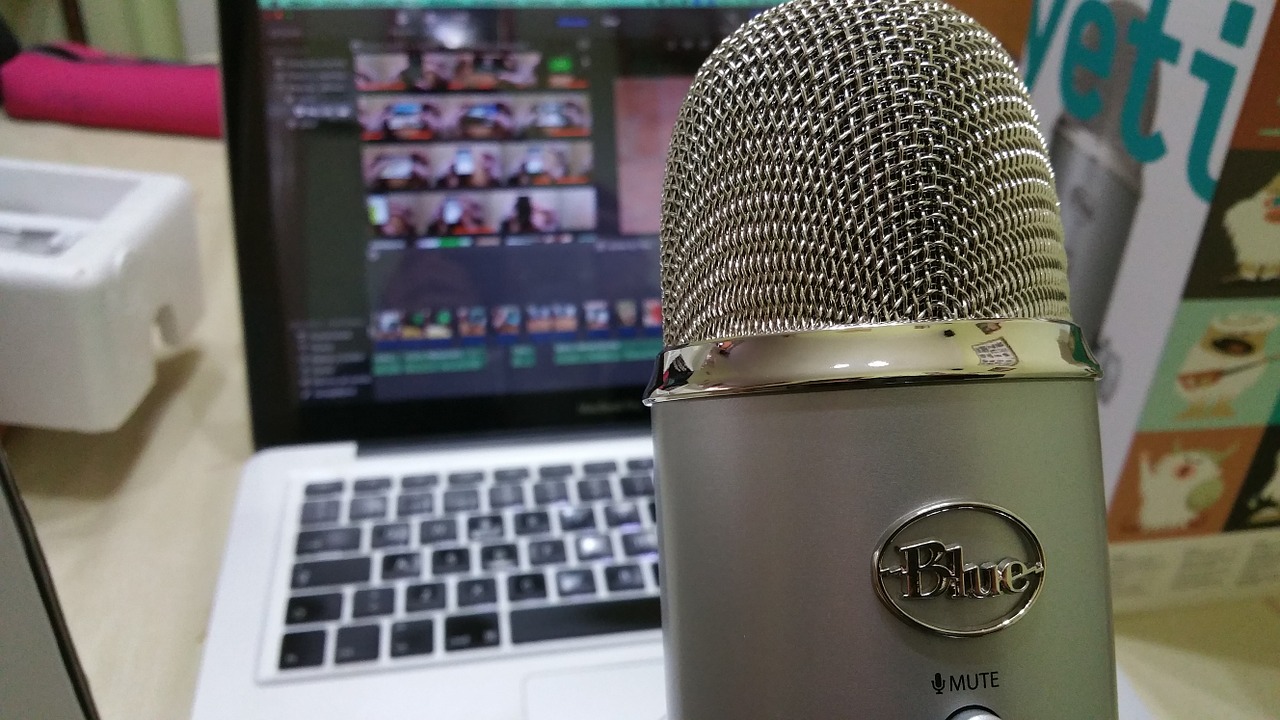 Business Podcasting: Are Transcriptions REALLY Worth It?